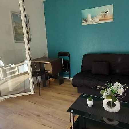 Ferienwohnung Le Petit Park-Studio-Terrasse- Piscine-Wifi Fibre Pau Exterior foto